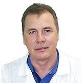 Врач Бакарас Александр Алексеевич