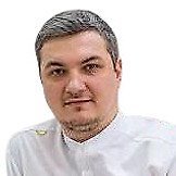 Врач Бессарабов Илья Михайлович