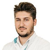 Врач Борлаков Артур Валерьевич