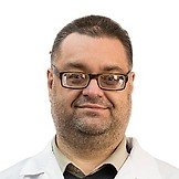 Врач Дука Владислав Александрович