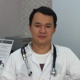 Врач Эм Вячеслав Александрович