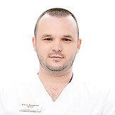 Врач Яногян Виктор Иосифович 