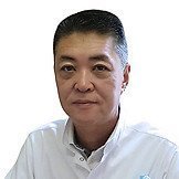 Врач Ким Владимир Константинович