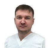 Врач Костенко Роман Олегович