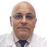 Врач Микаелян Сергей Дмитриевич