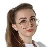 Врач Окунцова Александра Джоновна