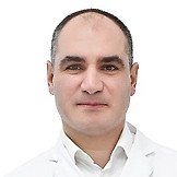Врач Погосян Роман Эдуардович