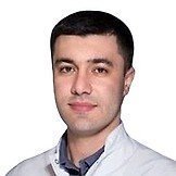 Врач Рагимов Сафтар