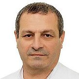 Врач Саркисьянц Юрий Реваевич