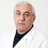 Врач Узунян Леван Вагушевич